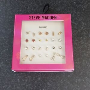 Steve Madden Earring Set